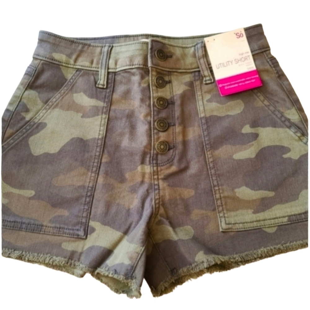 Camo High Rise Utility Shorts Button Fly Green Cutoff Juniors 3 NWT